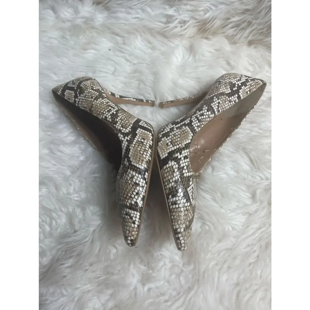 White House Black Market Neutral snakeskin print slip on heels Pointed toe SZ9.5